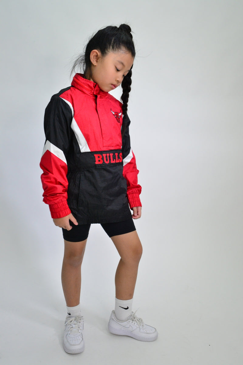 YOUTH MITCHELL & NESS NYLON ANORAK WINDBREAKER - CHICAGO BULLS