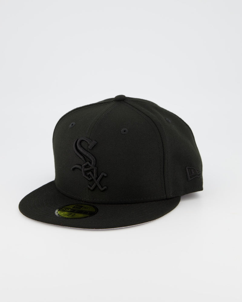 Chicago White Sox 59FIFTY Fitted Cap - Black on Black